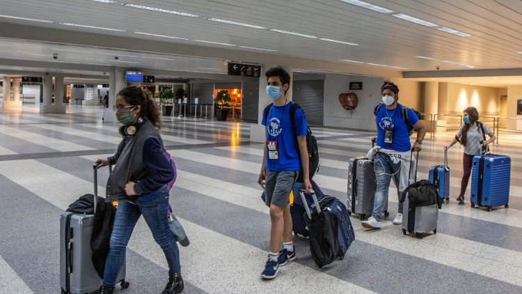 Ливански младежи, завръщащи се от Америка