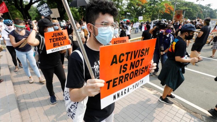 菲律賓反對新《反恐法案》