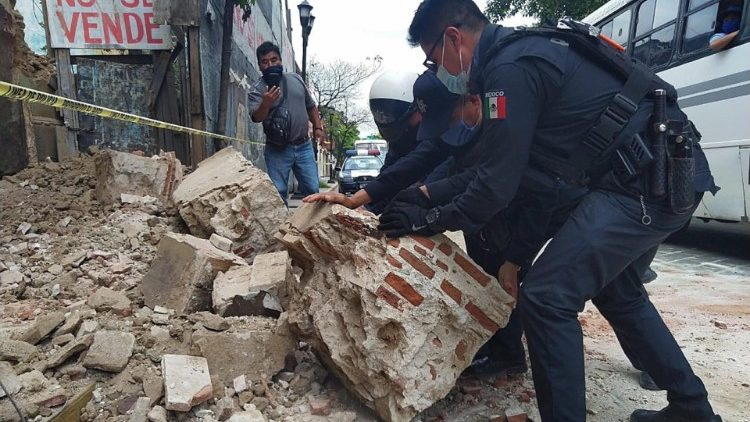 墨西哥南部6月23日发生强烈地震