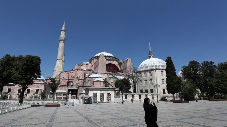 Hagia Sophia - Museum oder Moschee? Das türkische Gericht, das diese Entscheidung fällen soll, erbittet sich mehr Zeit