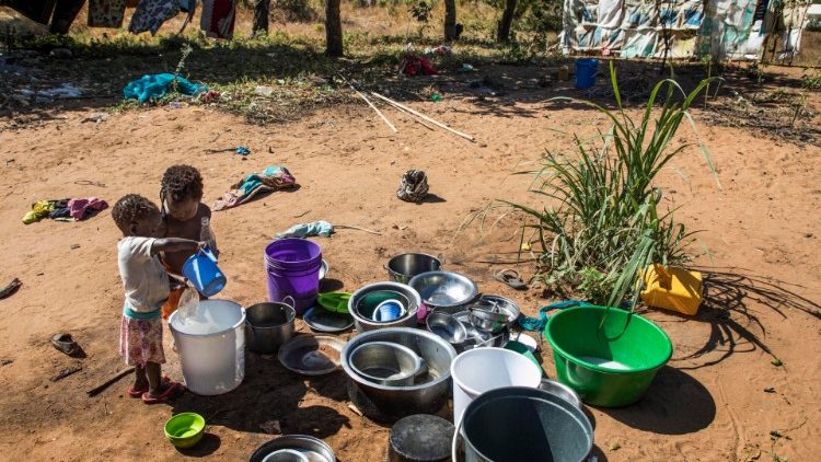 Deslocados internos por ataques e violência em Cabo Delgado, norte de Moçambique