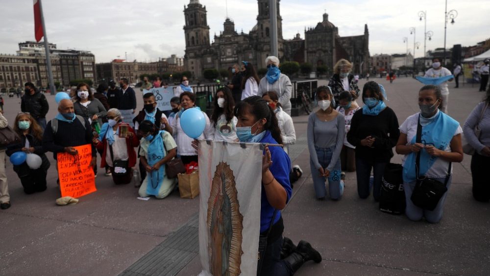 Foto z protestu proti potratom v Mexico City, 28. júla 2020