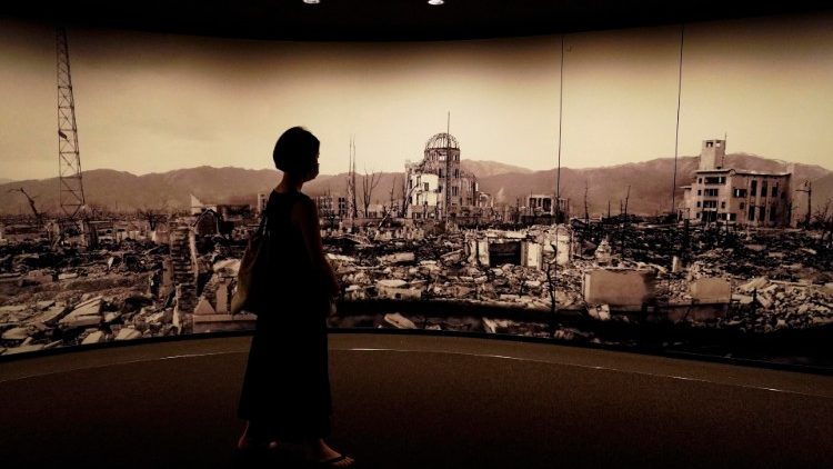 Le foto della devastazione su Hiroshima dopo il bombardamento atomico, Memoriale della Pace, Hiroshima 