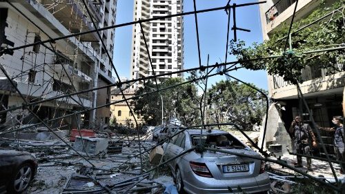 Beirut devastada por dos fuertes explosiones