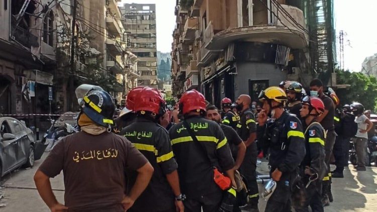 Lavori a Beirut a quattro mesi dall'esplosione al porto