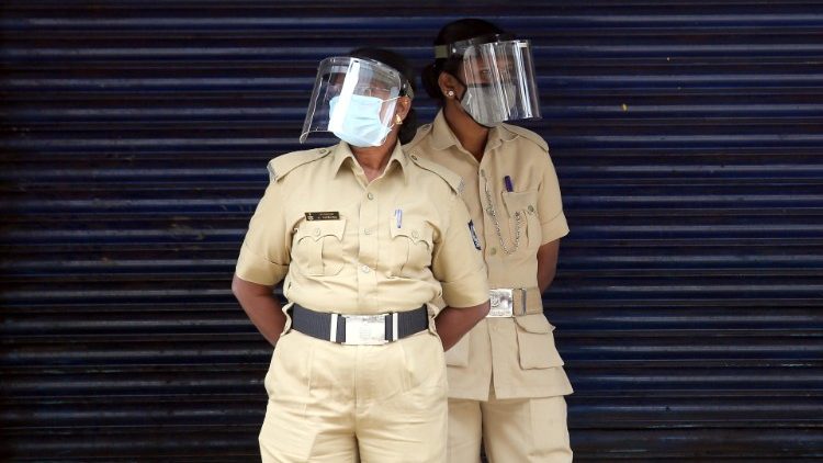 Indische Polizisten