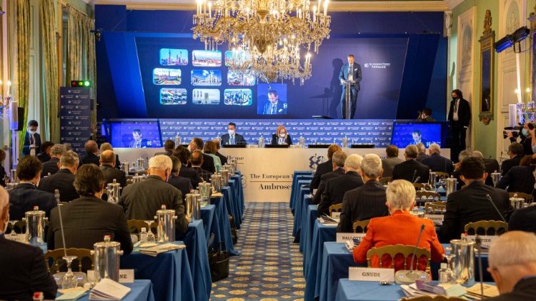 Ambrosetti Forum takes place in Northern Italy