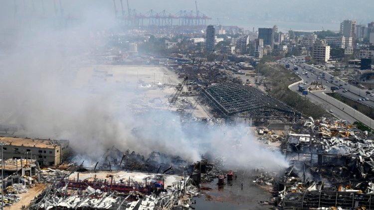 Fire at port of Beirut