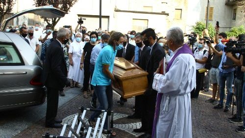 Vatikan/Italien: Anteilnahme des Papstes bei Trauerfeier für ermordeten Priester