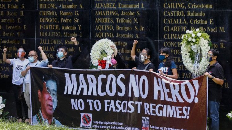 Proteste zum 48. Jahrestag der Einführung des Kriegsrechts in Quezon