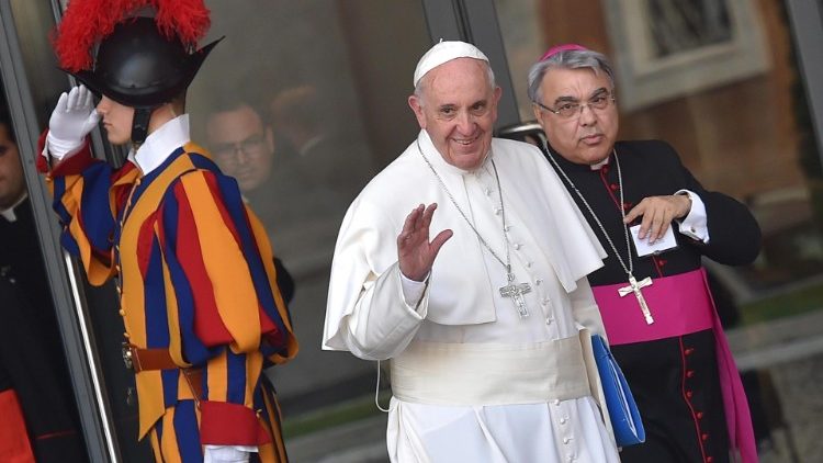 Påven och helgonförklaringens nya prefekt msgr. Semeraro