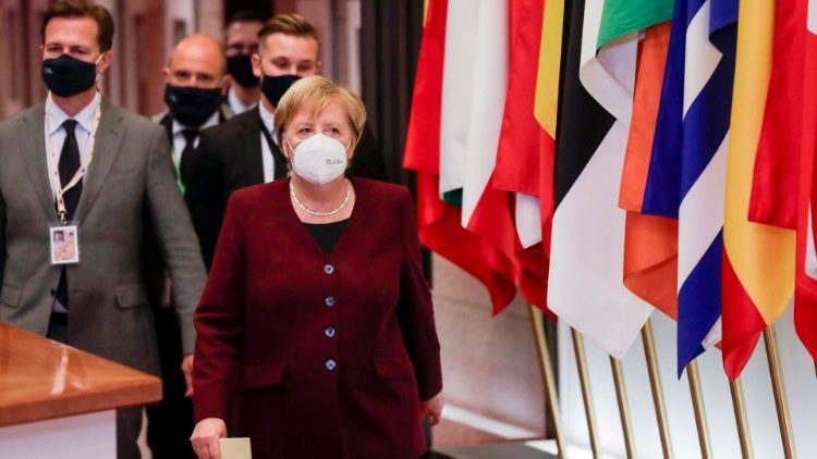 Il cancelliere tedesco Merkel presidente di turno del Consiglio europeo 