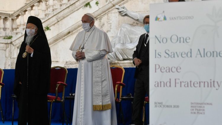 Il Papa e il Patriarca Bartolomeo in piazza del Campidoglio