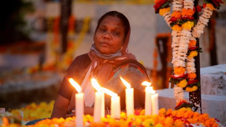 As orações de cristãos pela paz na Índia