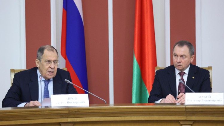 Il ministro degli esteri russo Sergei Lavrov in visita in Belarus