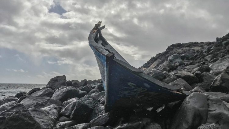 Une embarcation échouée aux Canaries, le 5 décembre 2020. Photo d'illustration.