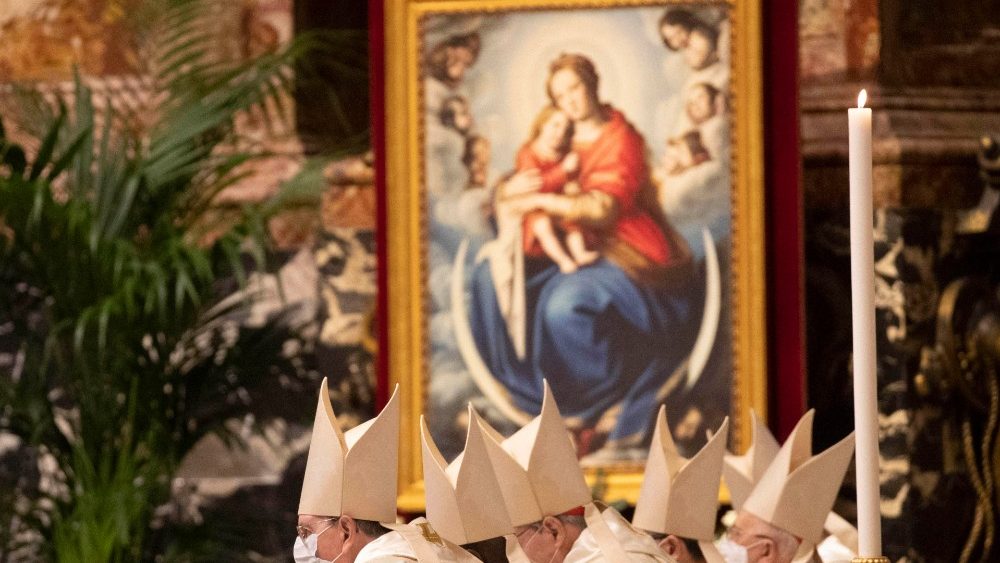Novoročnej omši vo Vatikánskej bazilike predsedal kardinál Parolin