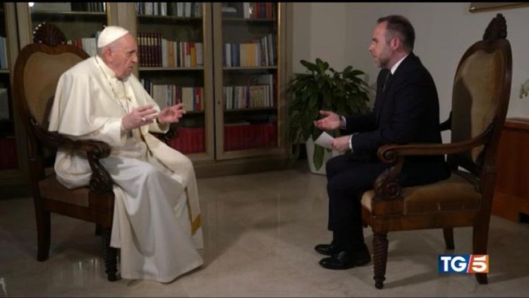 Papa Francisc a acordat un interviu televiziunii Canale 5 (Italia)