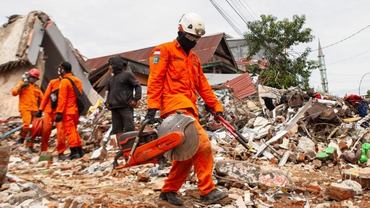 Пасля землятрусу ў Інданезіі
