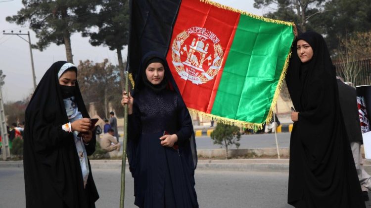 Afghanische Frauen bei einer Friedensdemonstration in Herat