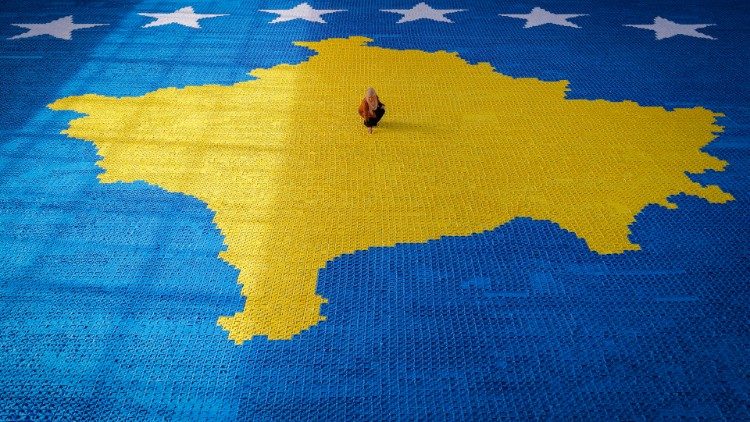 Kosovo artist attempts 3rd World Guinness Record
