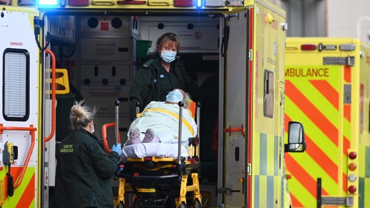 Un patient atteint du Covid 19 pris en charge à Londres, le 13 février (photo d'illustration). 