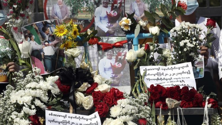 Myanmar. Homenaje a las víctimas de las protestas.