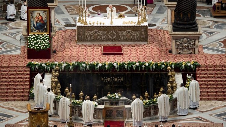 Misa del Papa: ordenación de nueve nuevos sacerdotes para la Diócesis de Roma