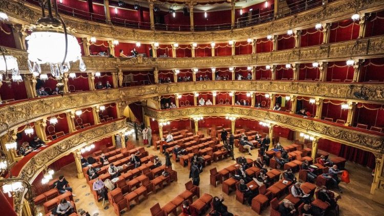 Riapertura del teatro Stabile a Torino