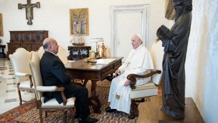 البابا فرنسيس يستقبل وزير الخارجيّة العراقي 