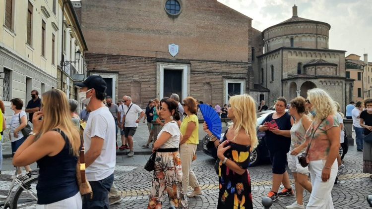 Episkopat Włoch: Msze i nabożeństwa bez paszportów covidowych 
