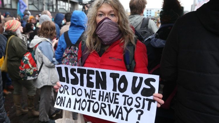 Manifestation de militants climatiques à Glasgow en Ecosse le 12 novembre 2021.