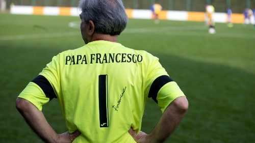 Vatikan: Frauenteam kickt erstes internationales Spiel