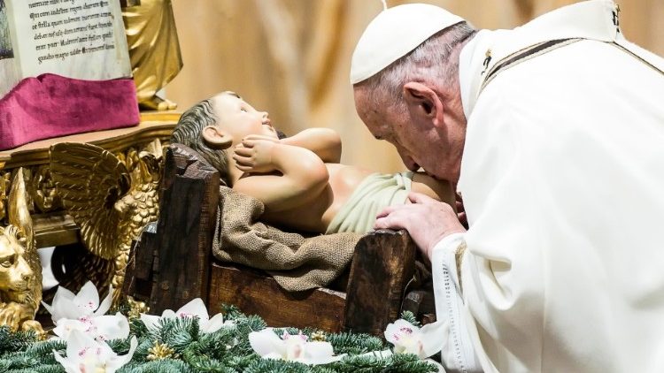 Papa Françesku kremton meshën e Dëftimit te Zotit