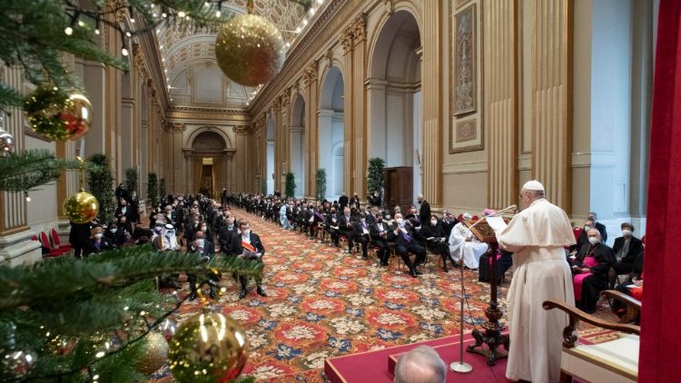 Encuentro del Papa Francisco con el Cuerpo Diplomático acreditado ante la Santa Sede, 10 de enero 2022.