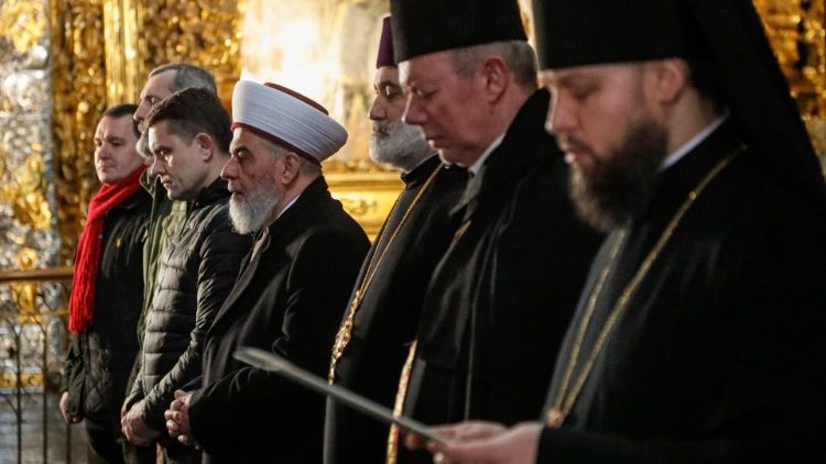 Ukrainos Bažnyčių ir religinių bendruomenių tarybos nariai 