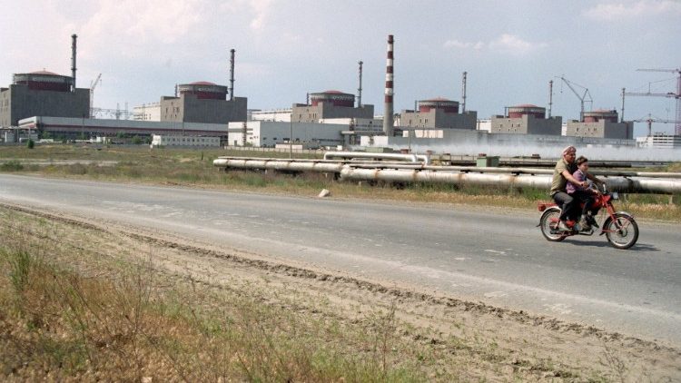 Widok na Zaporoską Elektrownię Atomową