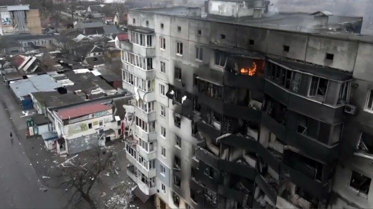 La cittadina di Borodyanka, nei pressi di Kiev, devastata dai bombardamenti russi