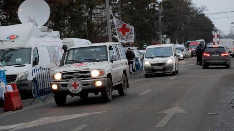 Ucrânia: a chegada de ajudas com a Cruz Vermelha