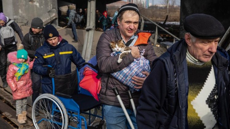 Nuncjusz w Kijowie: kilku wolontariuszy oddało życie za dzieci
