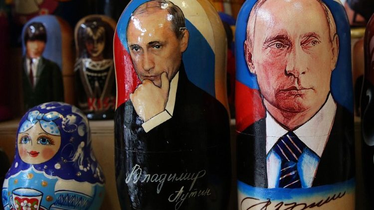 Maroschka-Puppen mit Putin-Darstellung
