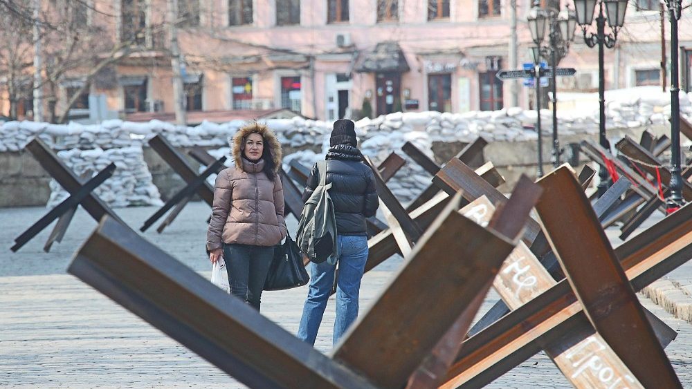 Popula??o e militares prepararam defesa da cidade de Odessa. (ANSA/ ANP/ Carlo Orlandi)
