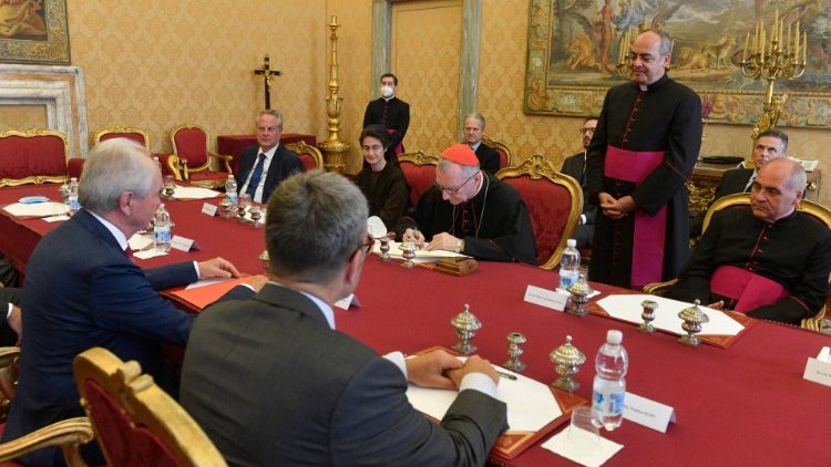 V sredo, 4. maja 2022, je bil v vatikanski Apostolski palači podpisan Protokol o soglasju med državnim tajnikom in Fundacijo za obnovo vojašnice Papeške švicarske garde v Vatikanu.