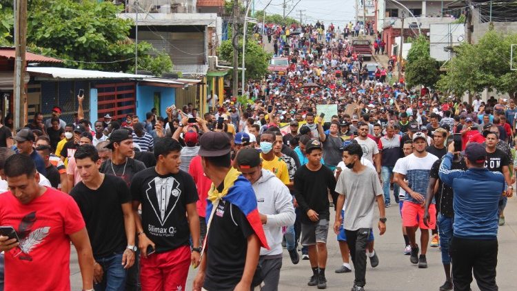 5000 migrants marchent à Tapachula, à la frontière entre le Honduras et le Mexique, le 27 mai dernier.