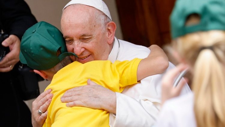 L'incontro di Papa Francesco con i bambini