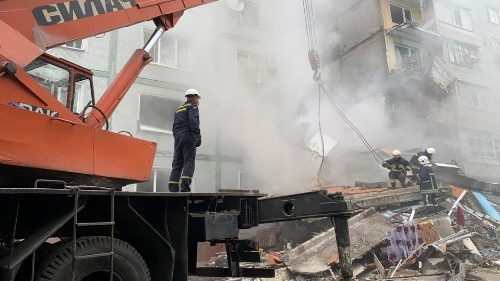 Ucraina: attacco missilistico russo su Zaporizhzhia, 12 morti
