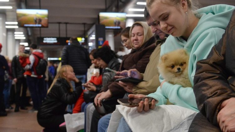 Киевские станции метрополитена снова стали бомбоубежищами