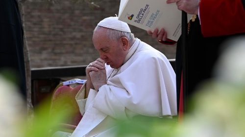 Papst: ?Ich bin den Betroffenen des Anschlags im Kongo nahe