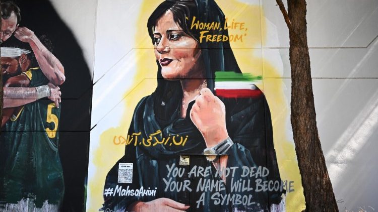 Ein Denkmal für Mahsa Amini, deren Tod der Auslöser eine Protestwelle im Iran wurde