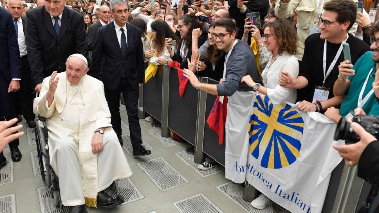 Ferenc pápa fogadta a Katolikus Akció képviselőit a Vatikánban